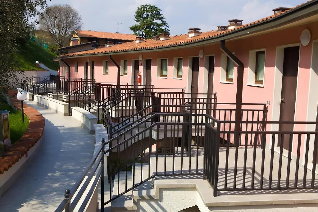 Hotel Belvedere Manerba del Garda 3*,